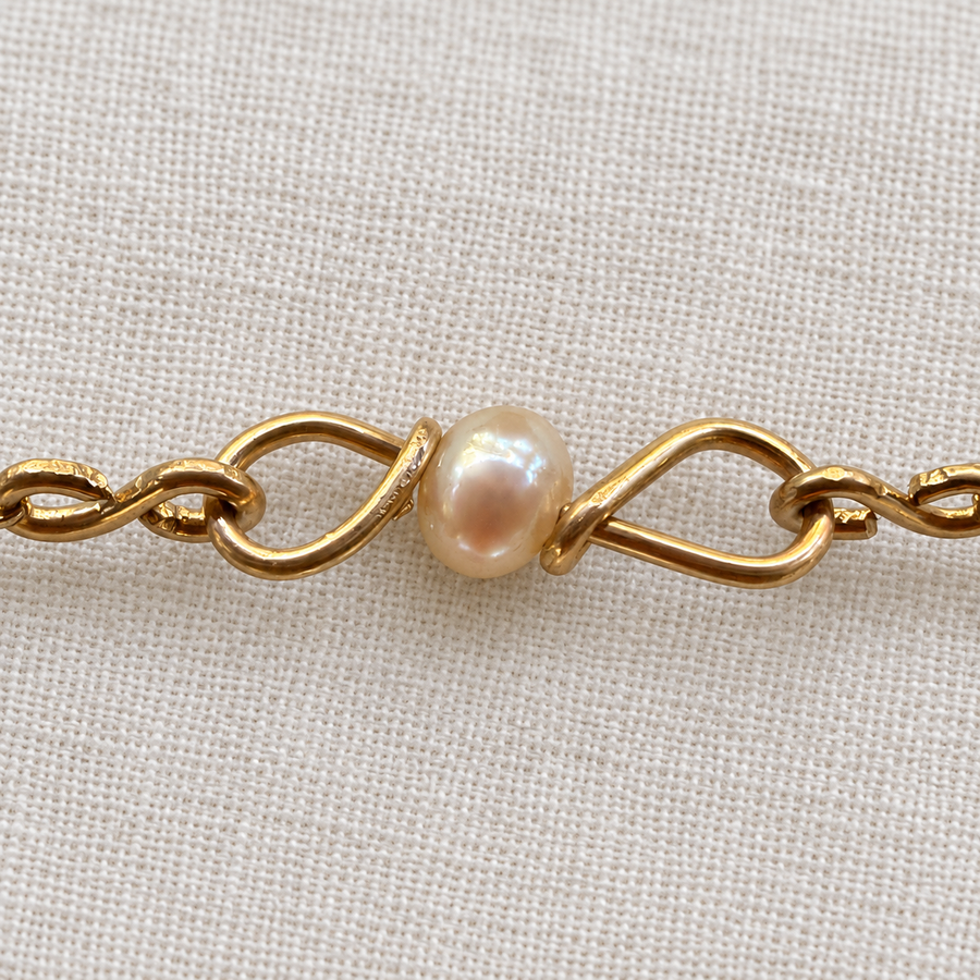 Pearl Loop Bracelet